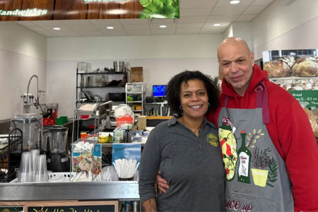 4 Suns Fresh Juice moves to Wild Onion Market!